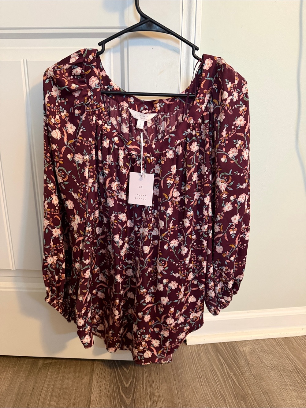 LC Lauren Conrad Burgundy Floral Peasant Tunic Top